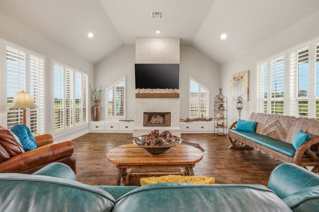 5255 Dennis Road Road, Weatherford, TX 76087
