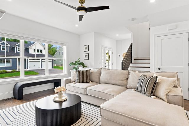 19 Wild Apple Lane, Exeter, NH 03833