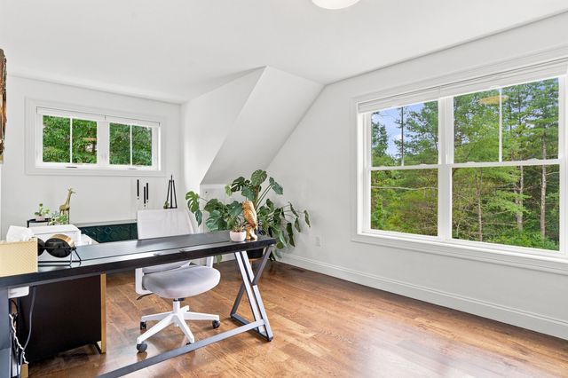 19 Wild Apple Lane, Exeter, NH 03833