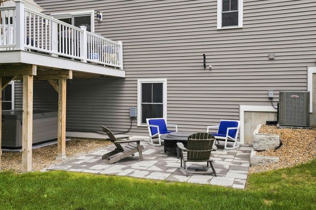 19 Wild Apple Lane, Exeter, NH 03833