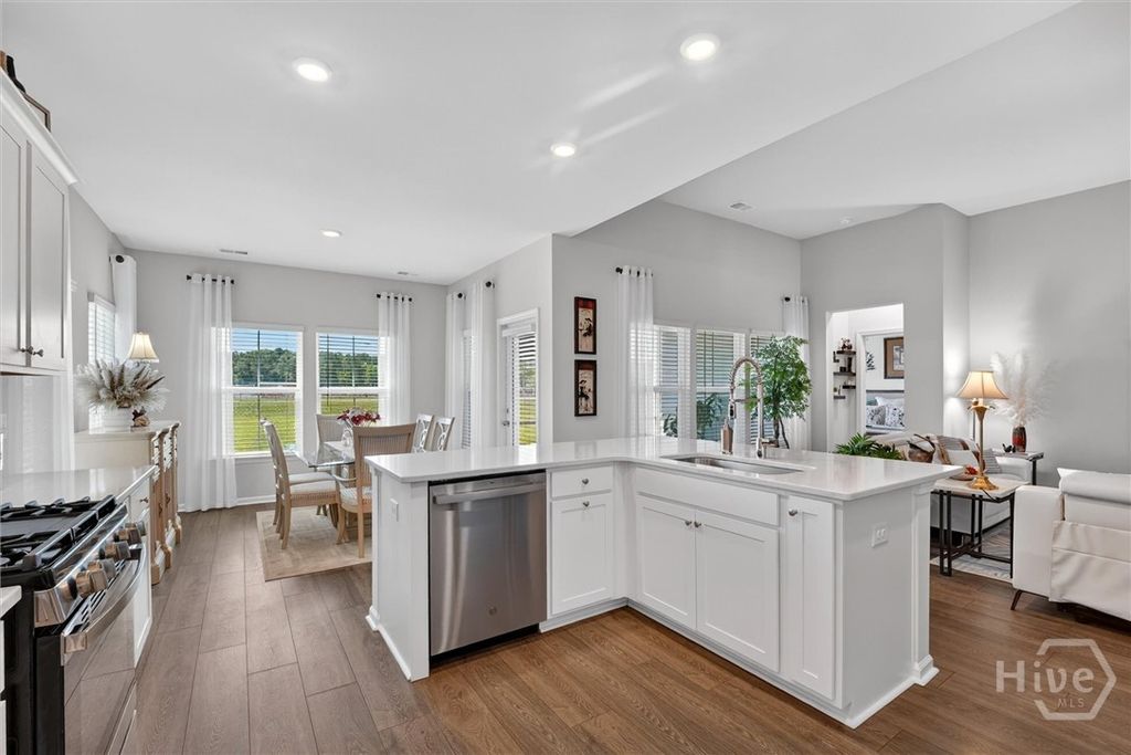 Image 11 of property listing at 209 Lillian Street, Rincon, GA 31326