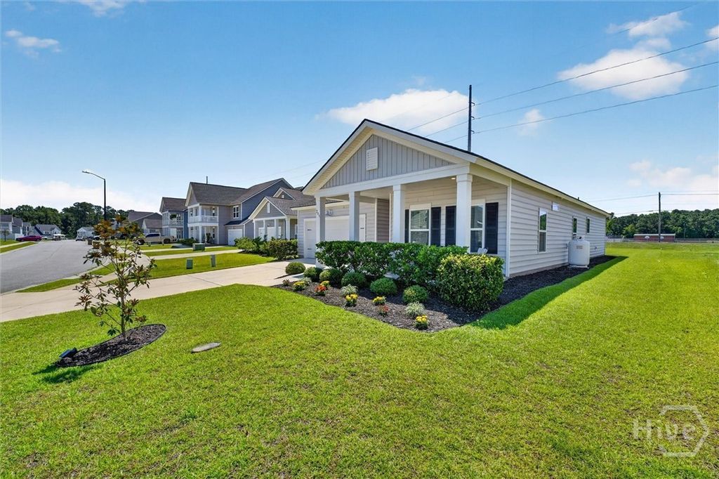 Image 4 of property listing at 209 Lillian Street, Rincon, GA 31326