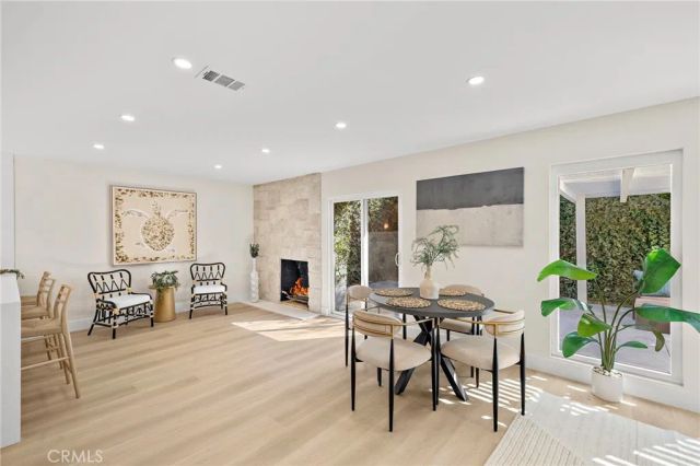 359 Ravello Lane, Costa Mesa, CA 92627