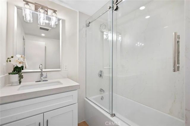 359 Ravello Lane, Costa Mesa, CA 92627