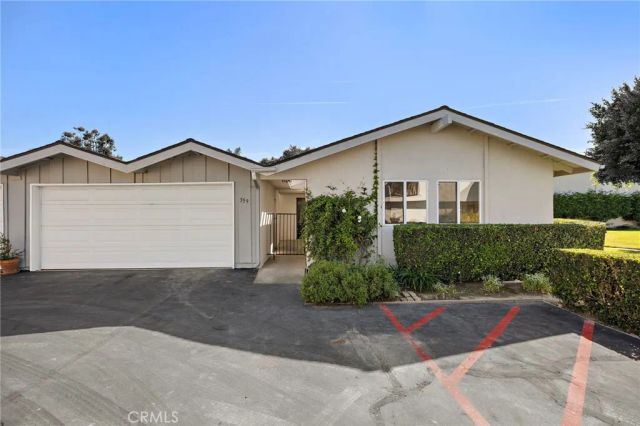 359 Ravello Lane, Costa Mesa, CA 92627