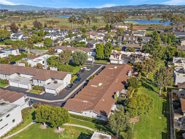 359 Ravello Lane, Costa Mesa, CA 92627