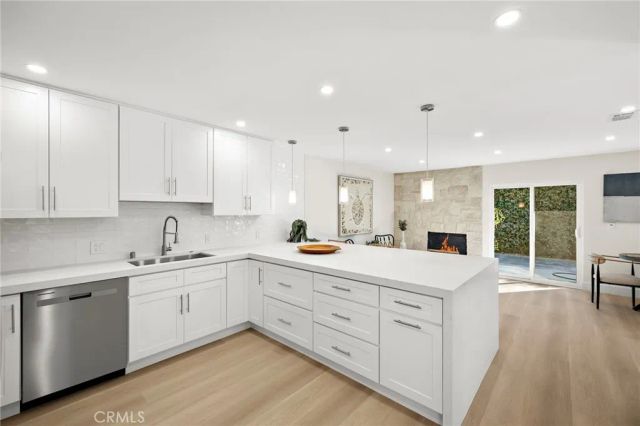 359 Ravello Lane, Costa Mesa, CA 92627