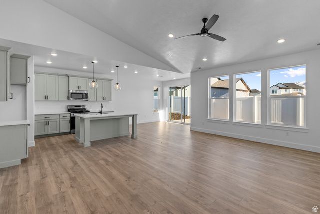 552 S RIVERGATE DR, Logan, UT 84321