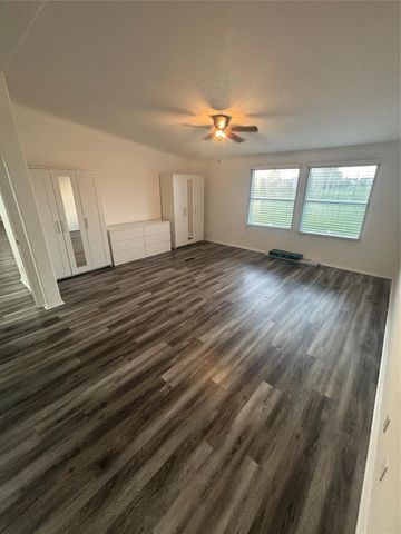 13515 County Road 184, Alvin, TX 77511