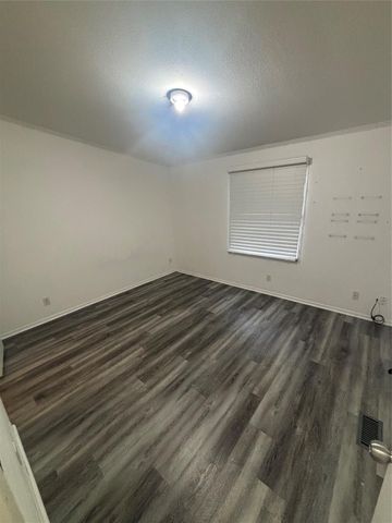 13515 County Road 184, Alvin, TX 77511