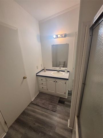 13515 County Road 184, Alvin, TX 77511