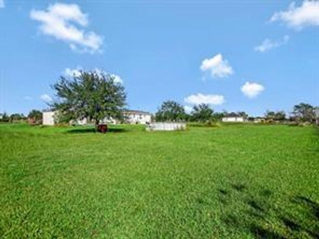 13515 County Road 184, Alvin, TX 77511