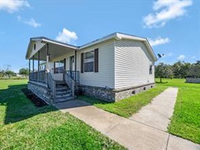 13515 County Road 184, Alvin, TX 77511