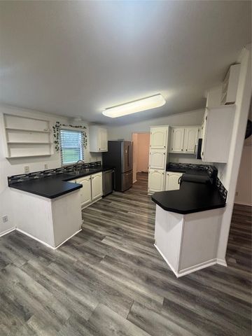 13515 County Road 184, Alvin, TX 77511