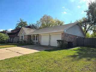 11931 Tanager Street, Houston, TX 77072