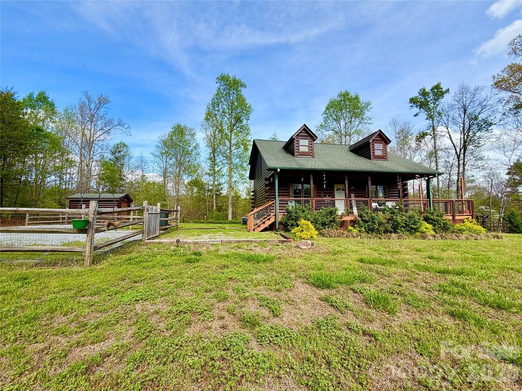 1142 Clearwater Parkway, Rutherfordton, NC 28139