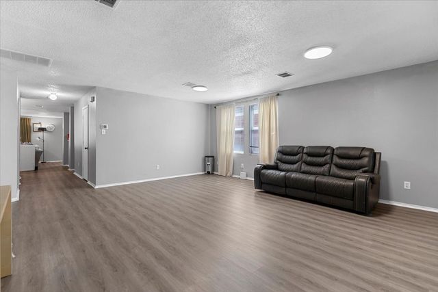 5401 Pandale Valley Drive, Mckinney, TX 75071