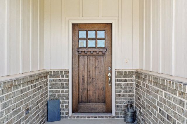 808 Feather Edge Drive, Springtown, TX 76082
