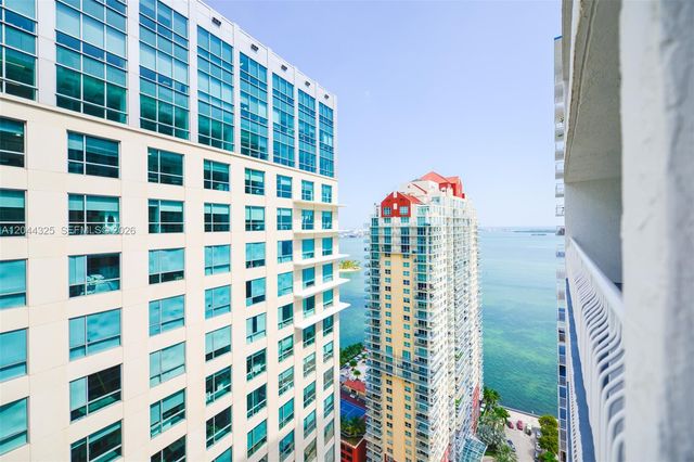 1200 Brickell Bay Dr 3614, Miami, FL 33131