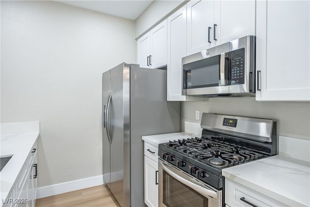 1424 Bow Creek Court, Las Vegas, NV 89128