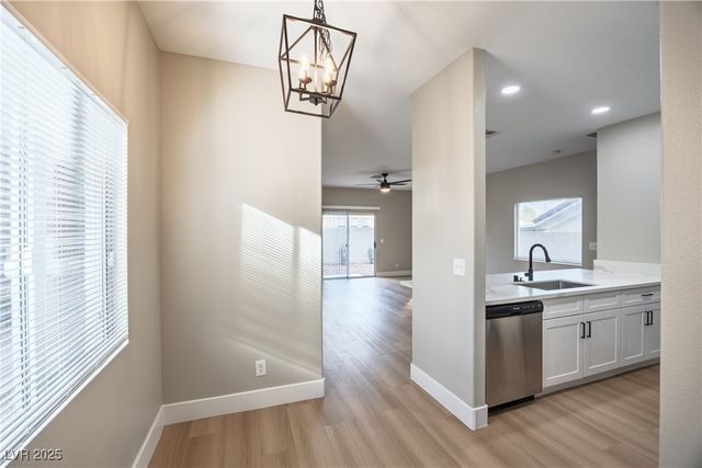 1424 Bow Creek Court, Las Vegas, NV 89128