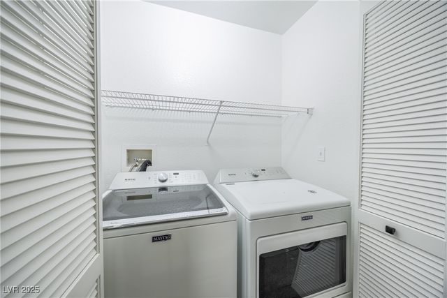 1424 Bow Creek Court, Las Vegas, NV 89128