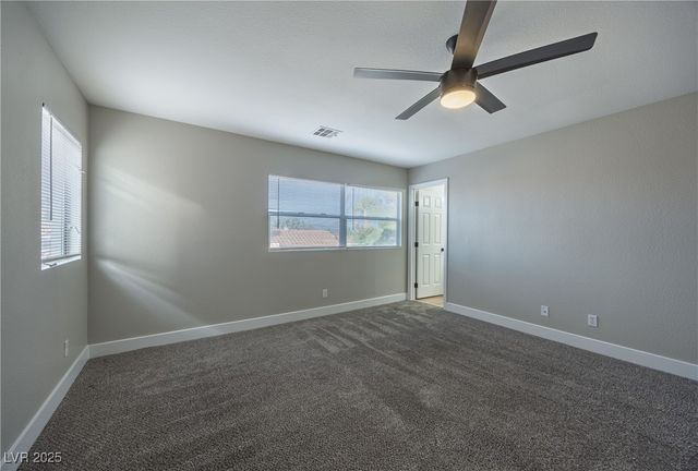 1424 Bow Creek Court, Las Vegas, NV 89128