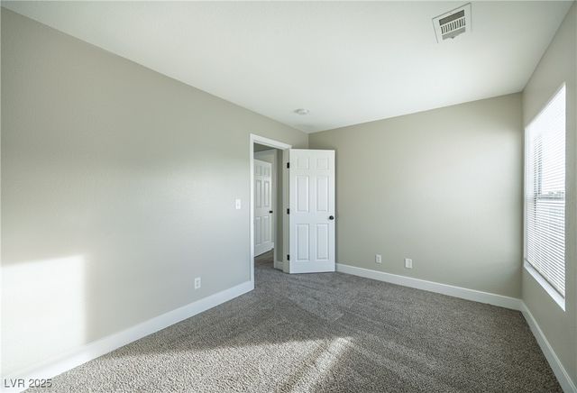 1424 Bow Creek Court, Las Vegas, NV 89128