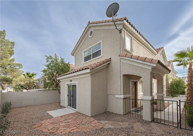 1424 Bow Creek Court, Las Vegas, NV 89128