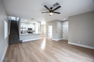 1424 Bow Creek Court, Las Vegas, NV 89128