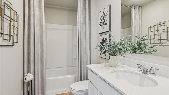 605 Raccoon Street, Waukee, IA 50263