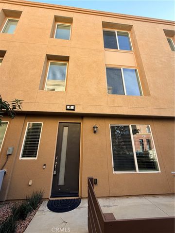 422 W Route 66 52, Glendora, CA 91740