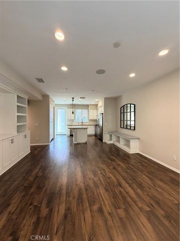 422 W Route 66 52, Glendora, CA 91740