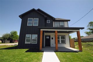 8203 Gladstone Street, Houston, TX 77051