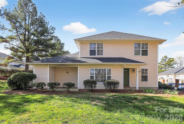 4298 Melrose Club Drive, Matthews, NC 28105