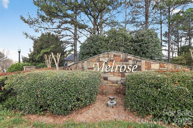 4298 Melrose Club Drive, Matthews, NC 28105