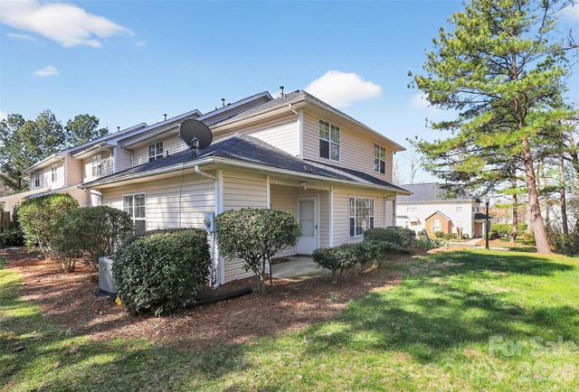 4298 Melrose Club Drive, Matthews, NC 28105