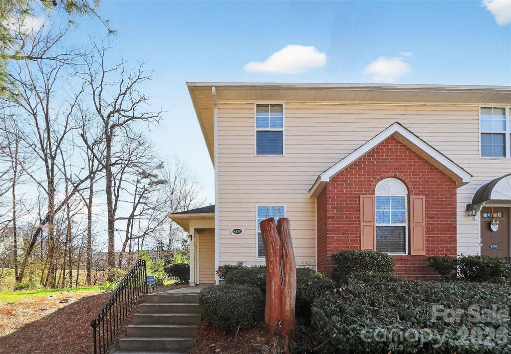 4298 Melrose Club Drive, Matthews, NC 28105