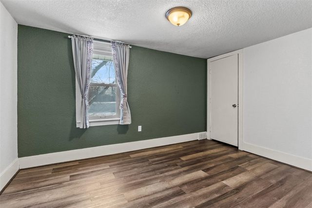 34 Oak Street, Hillsdale, MI 49242