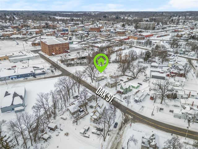 34 Oak Street, Hillsdale, MI 49242