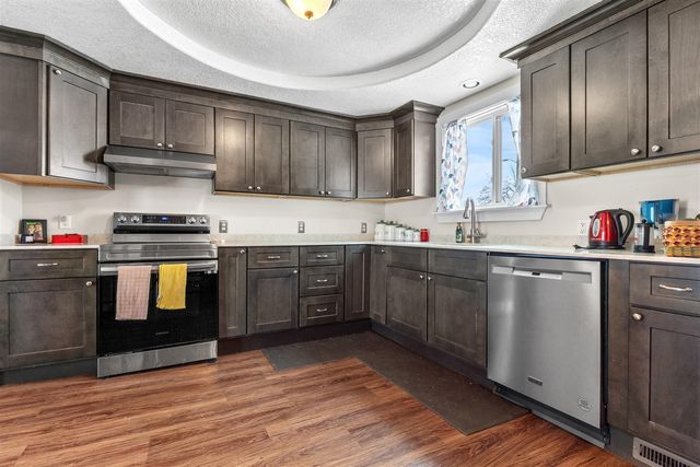 34 Oak Street, Hillsdale, MI 49242