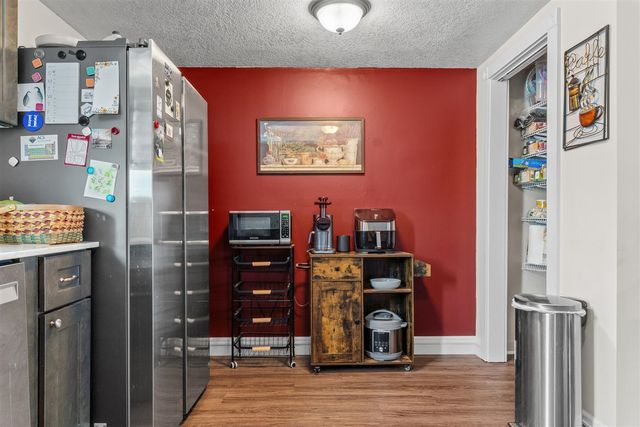 34 Oak Street, Hillsdale, MI 49242