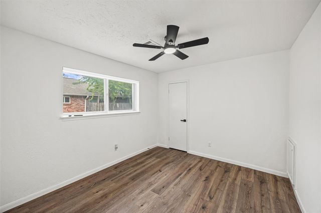 10523 Sageburrow Drive, Houston, TX 77089