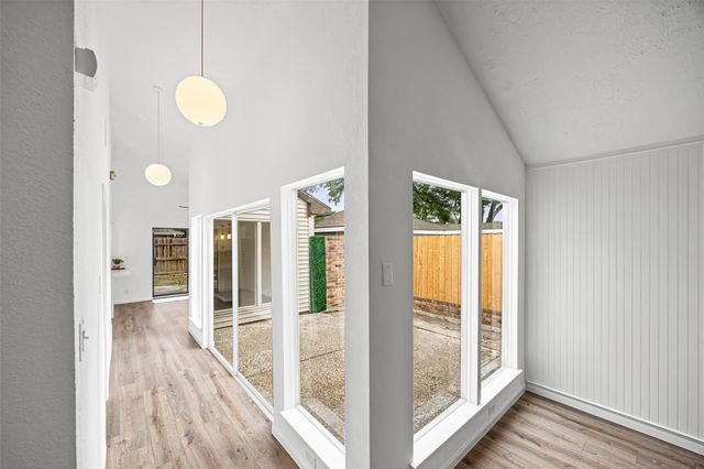 10523 Sageburrow Drive, Houston, TX 77089