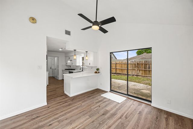 10523 Sageburrow Drive, Houston, TX 77089