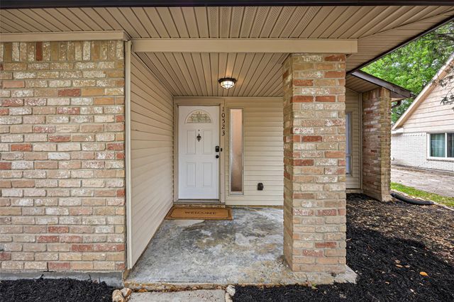10523 Sageburrow Drive, Houston, TX 77089