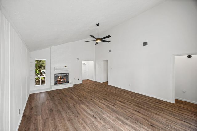 10523 Sageburrow Drive, Houston, TX 77089