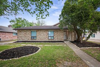 10523 Sageburrow Drive, Houston, TX 77089