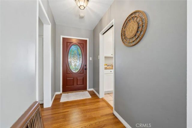 1843 Kenneth Way, Pasadena, CA 91103