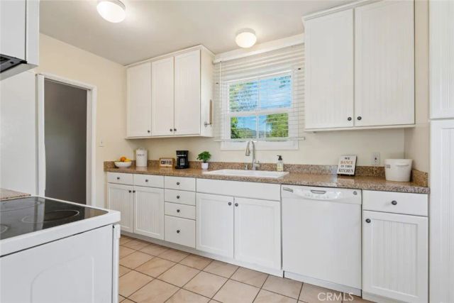 1843 Kenneth Way, Pasadena, CA 91103